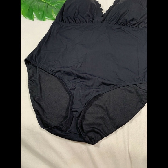 NEW‎ LA BLANCA Swimwear Petal Pusher One-Piece Swimsuit [PLUS SZ 20W ] - Picture 6 of 12